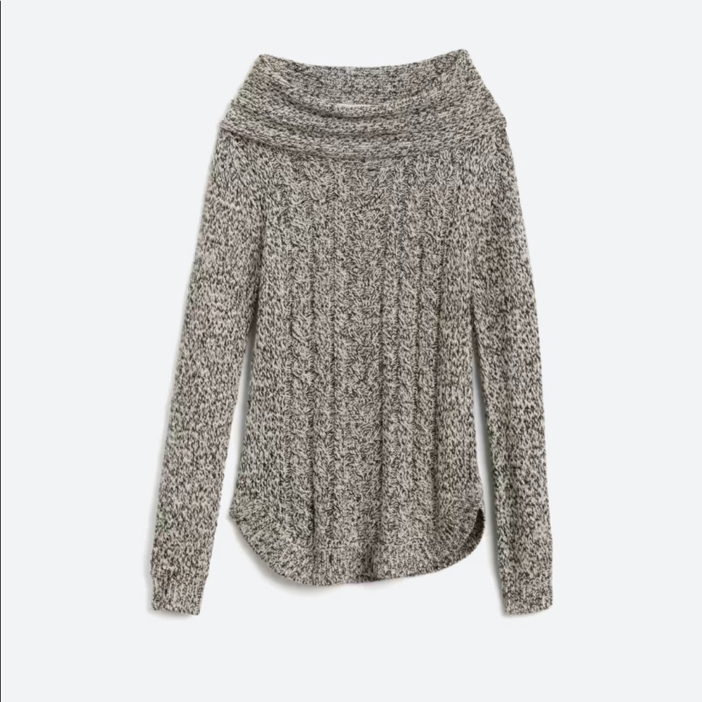 RD STYLE

Harriette Cowl Neck Sweater
S | Off-White